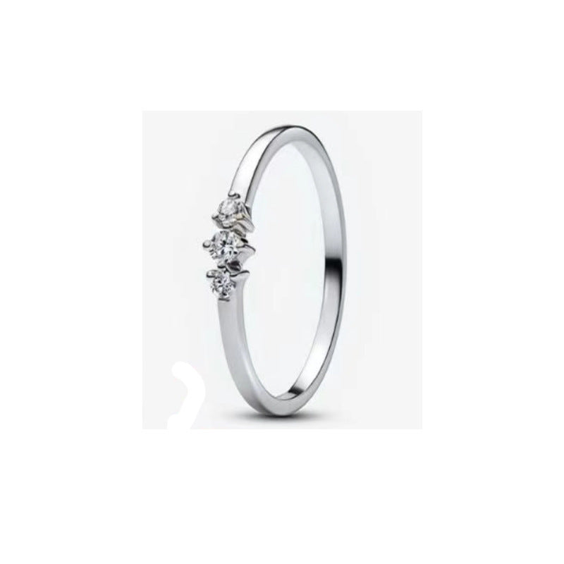 Anillo Elegante de Plata S925 – Diseño Brillante para Mujer